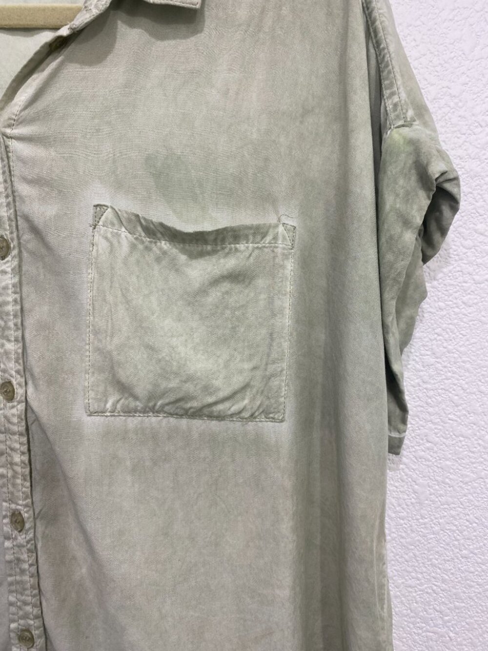Velvet Heart Tencel Button Down Short Sleeve Sage Green Large - Picture 5 of 6